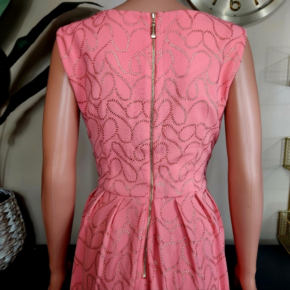 ELLEN TRACY | Size 6, Keyhole Front, Flamingo & Gold Colored, Double Lined Dress - Picture 4 of 5